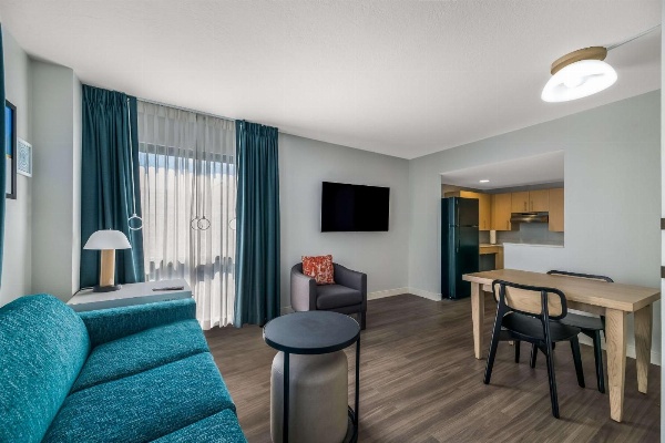 Sonesta ES Suites Orlando - International Drive image 18