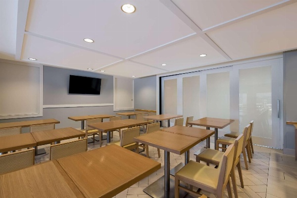 Sonesta ES Suites Orlando - International Drive image 30