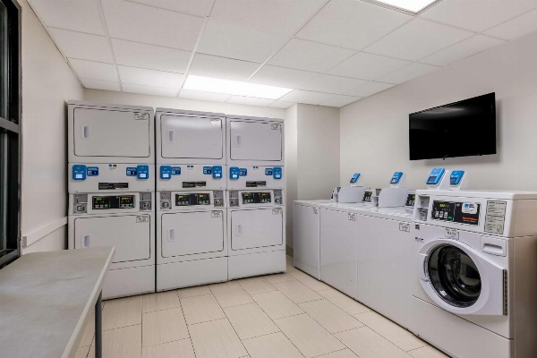 Sonesta ES Suites Orlando - International Drive image 33