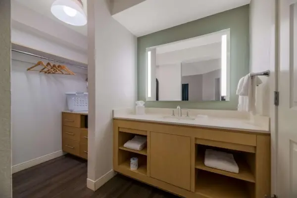 Sonesta ES Suites Orlando - International Drive 9